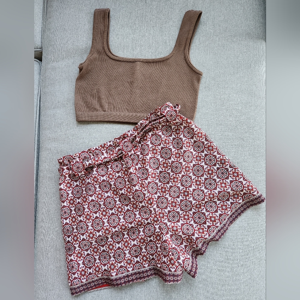 Max Studio Shorts, Ambiance Crop